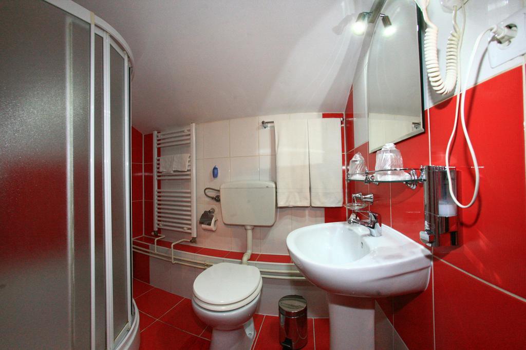Radena Hotel Arad Phòng bức ảnh